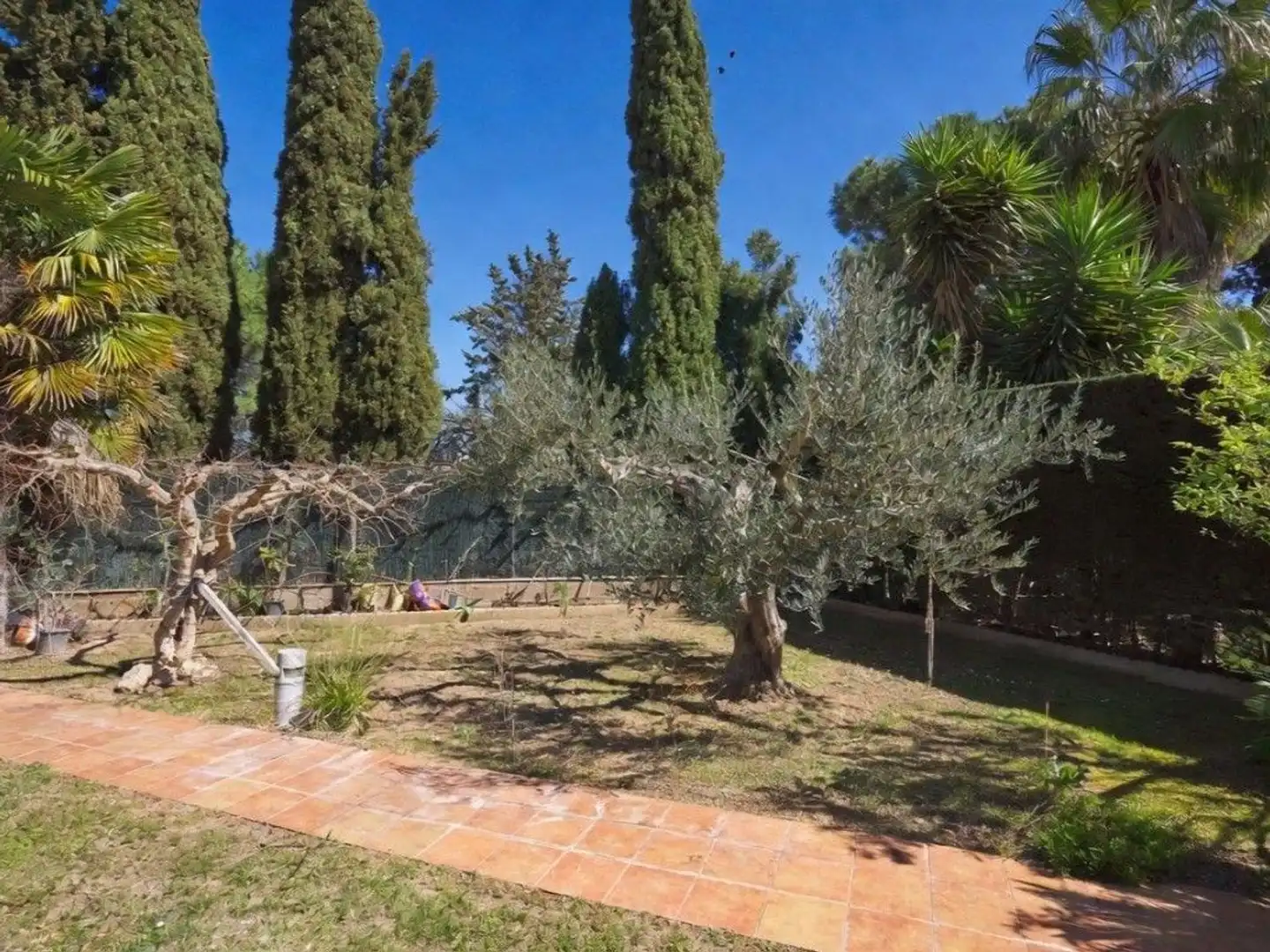 Jardí de Casa o xalet en venda en Zaragoza amb Aire condicionat, Calefacció i Jardí privat