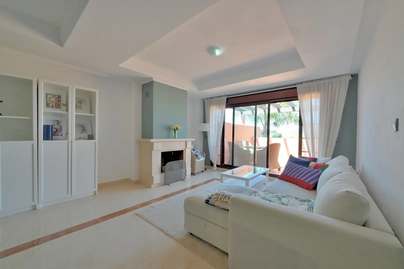 Sala de estar de Ático en venta en Ojén con Aire acondicionado, Terraza y Trastero