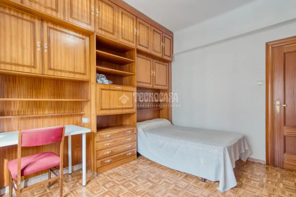 Schlafzimmer von Wohnung zur Miete in Salamanca