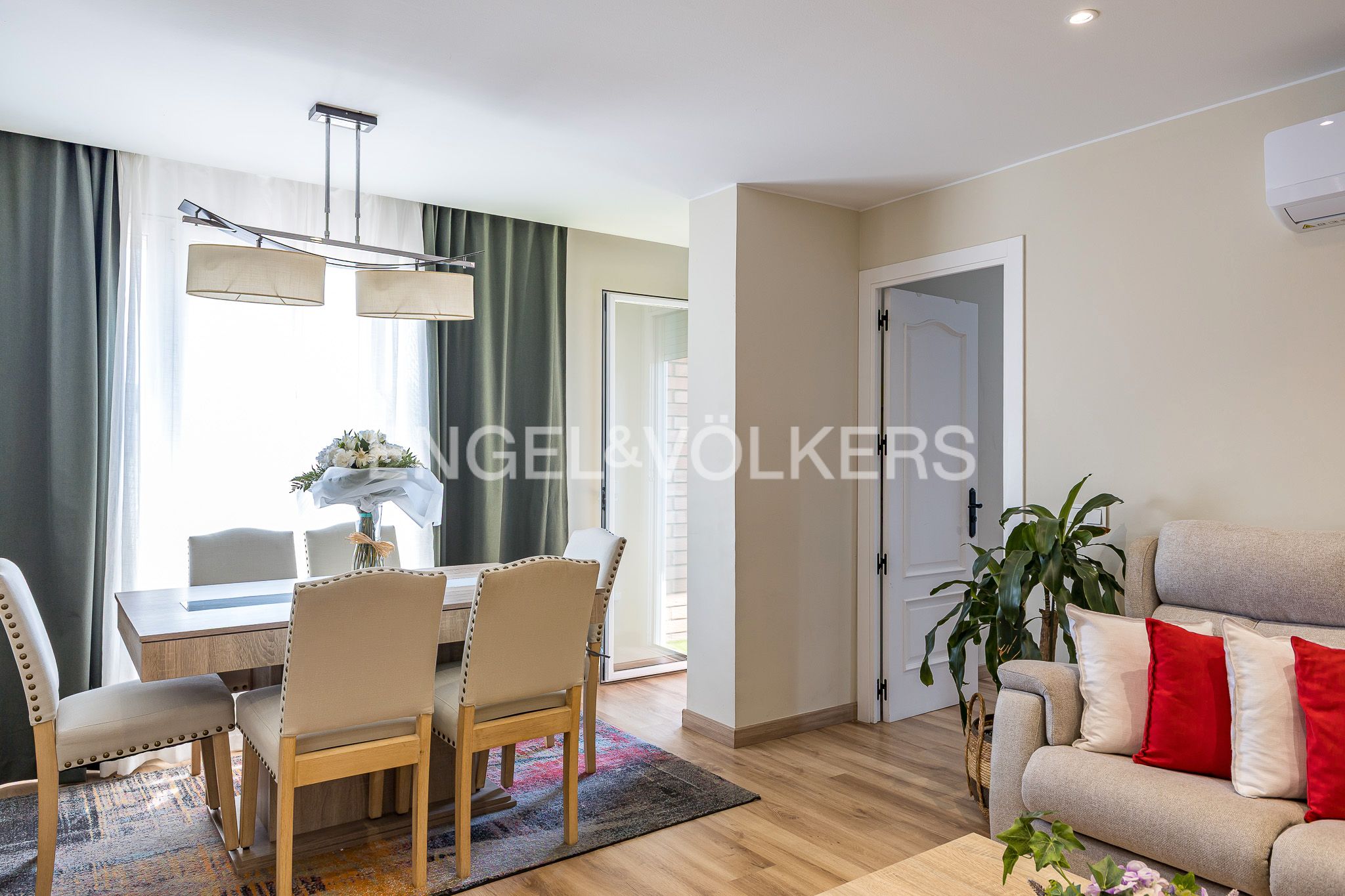 Comedor de Apartamento en venta en Manresa con Aire acondicionado, Calefacción y Balcón