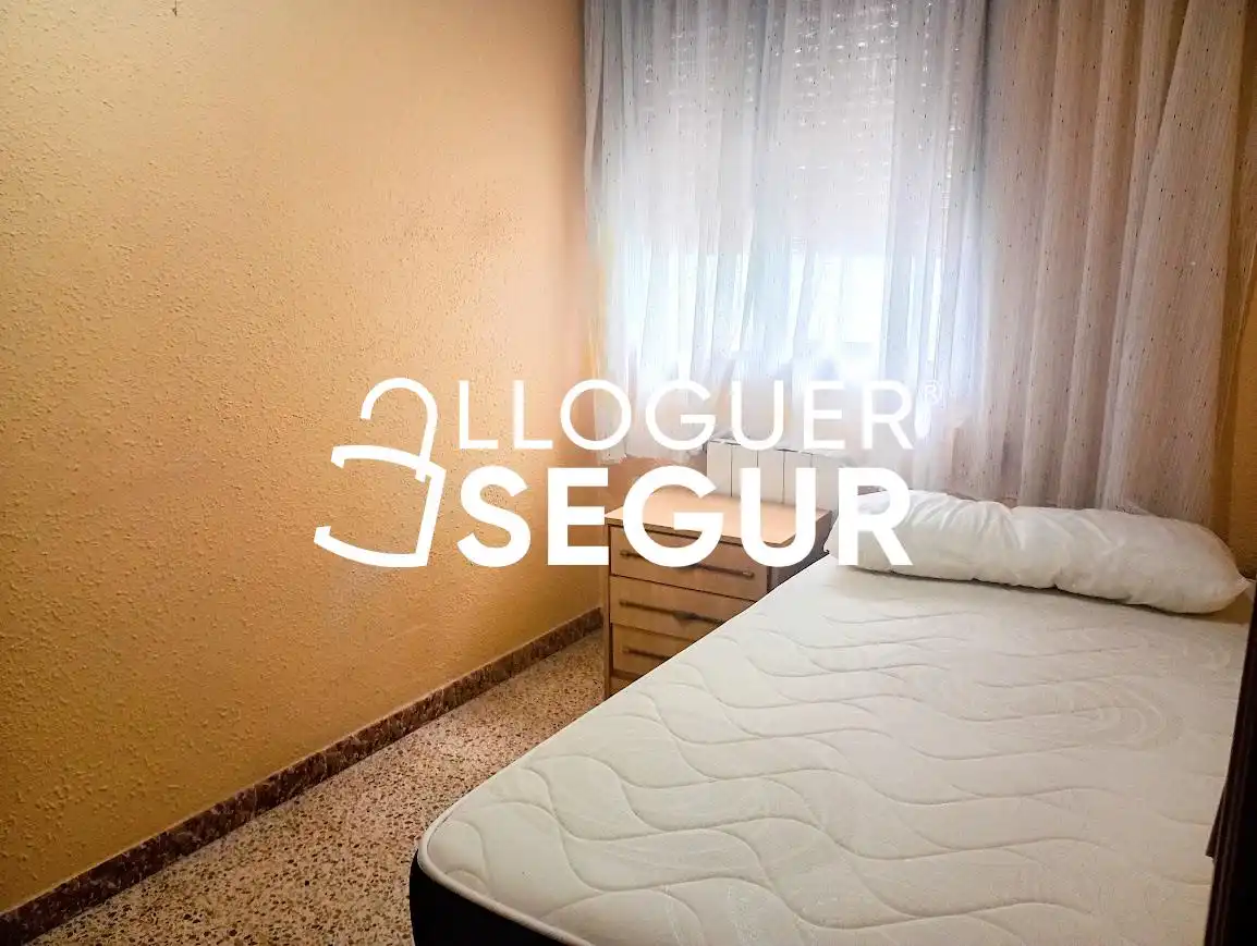 Schlafzimmer von Dachboden zur Miete in El Prat de Llobregat mit Heizung, Terrasse und Möbliert