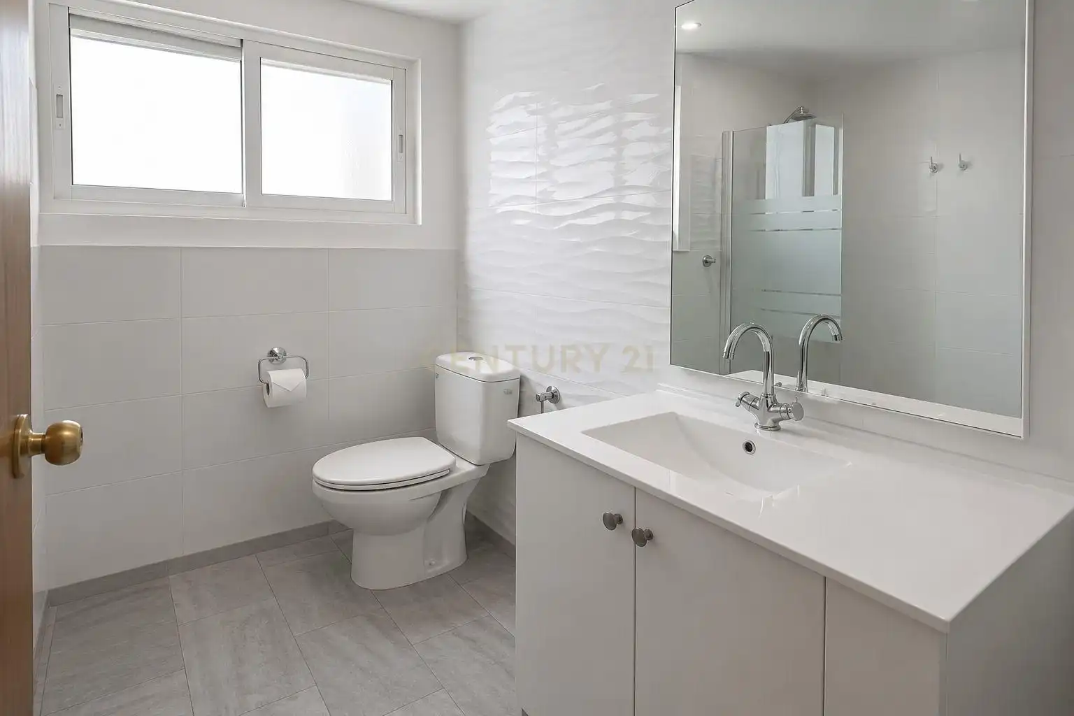 Baño de Apartamento de alquiler en Valencia con Amueblado
