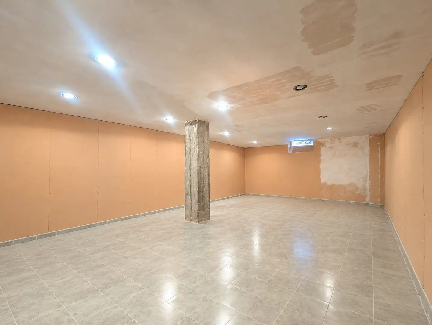 Commercial properties for sale in Campillos, Málaga