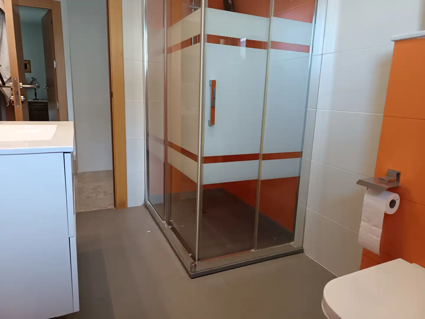 Bany de Pis en venda en Alcalá la Real amb Aire condicionat, Calefacció i Moblat