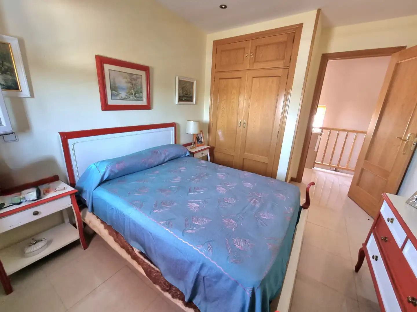 Dormitori de Casa o xalet en venda en Escalona amb Aire condicionat, Jardí privat i Traster