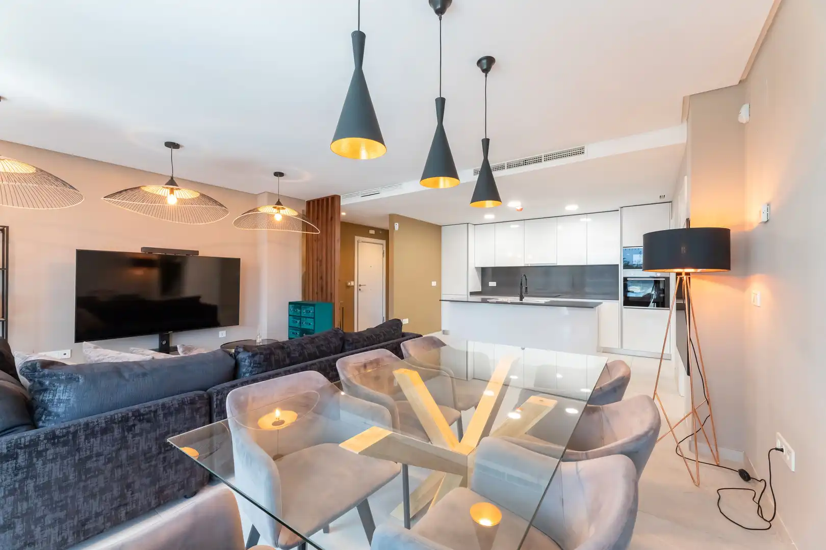 Flat with pool for sale in La Quinta, imagen 4