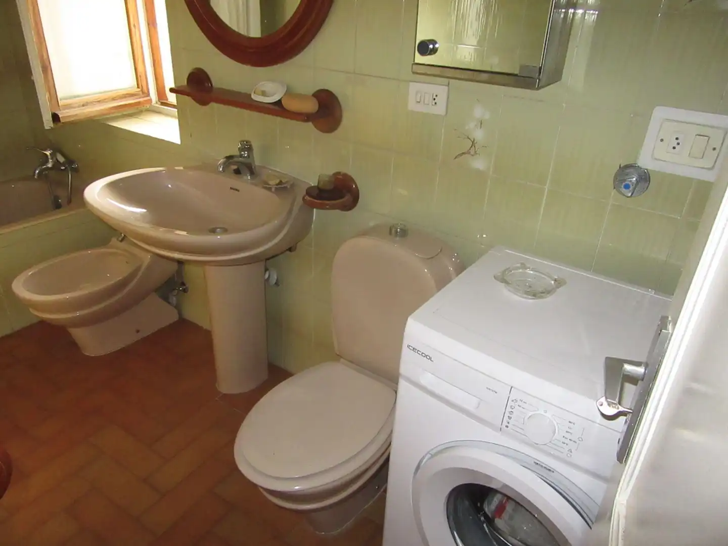 Baño de Finca rústica en venta en Villanúa con Calefacción, Terraza y Trastero