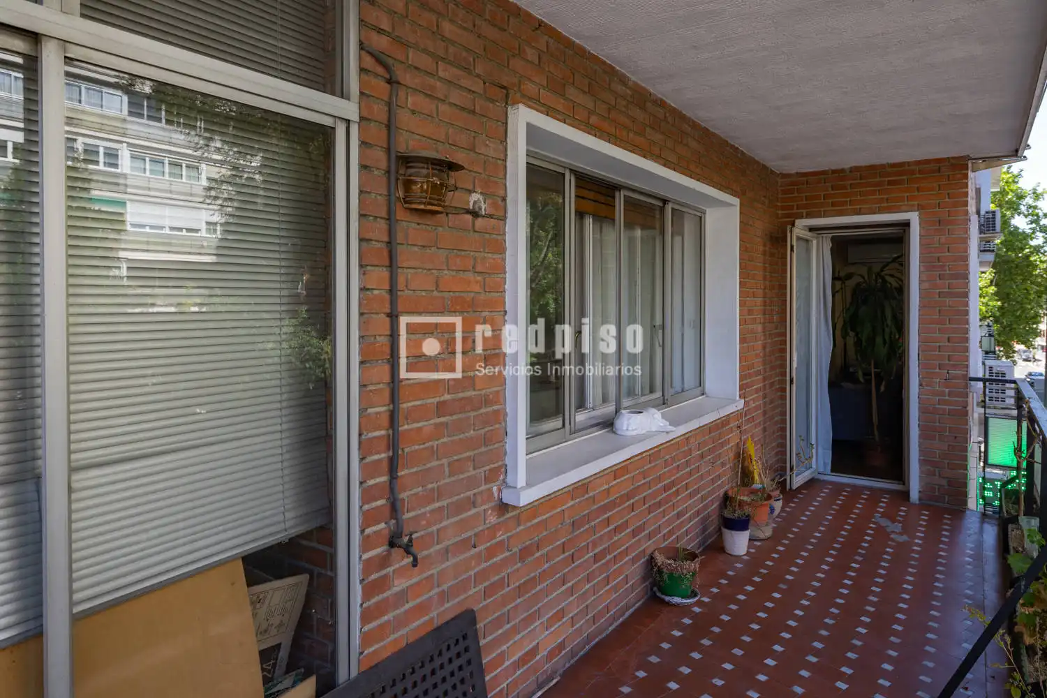 Jardí de Pis en venda en Madrid amb Aire condicionat, Calefacció i Terrassa