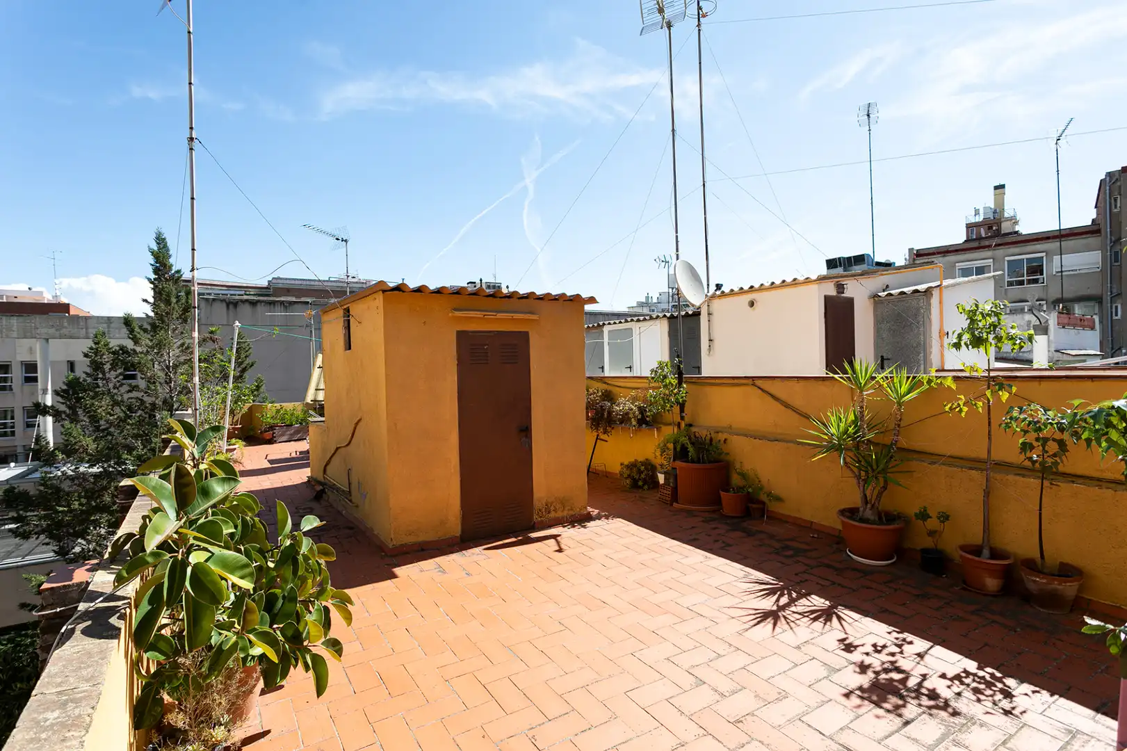 Terrasse von Wohnung zum Verkauf in Barcelona mit Klimaanlage, Heizung und Balkon