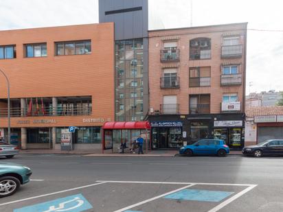 Vista exterior de Dúplex en venda en Alcalá de Henares amb Aire condicionat i Terrassa