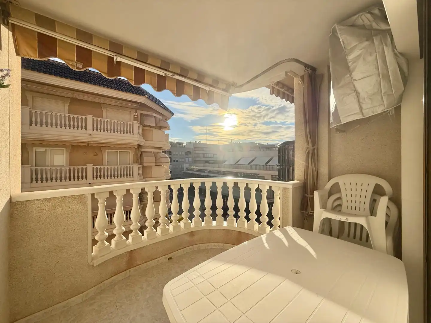 Balcony of Flat for rent in Guardamar del Segura  with Terrace, Furnished and Oven
