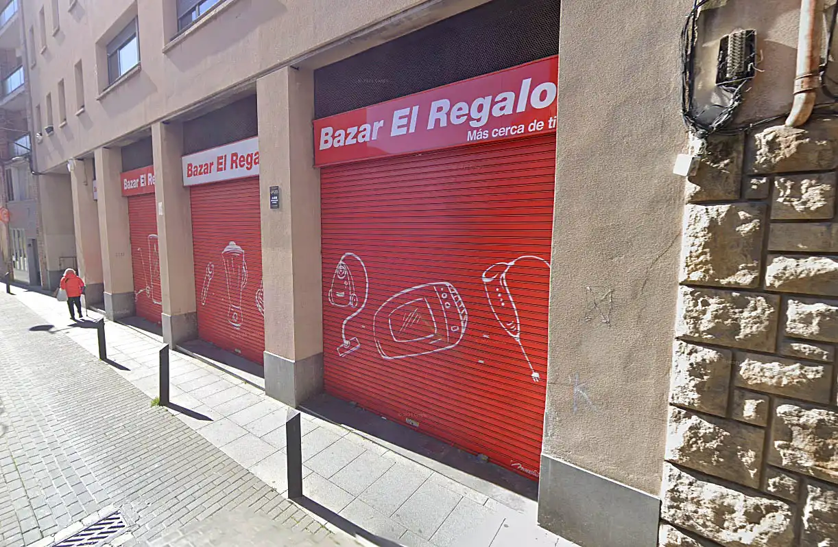 Geschaftsraum zur Miete in Igualada mit Klimaanlage und Heizung