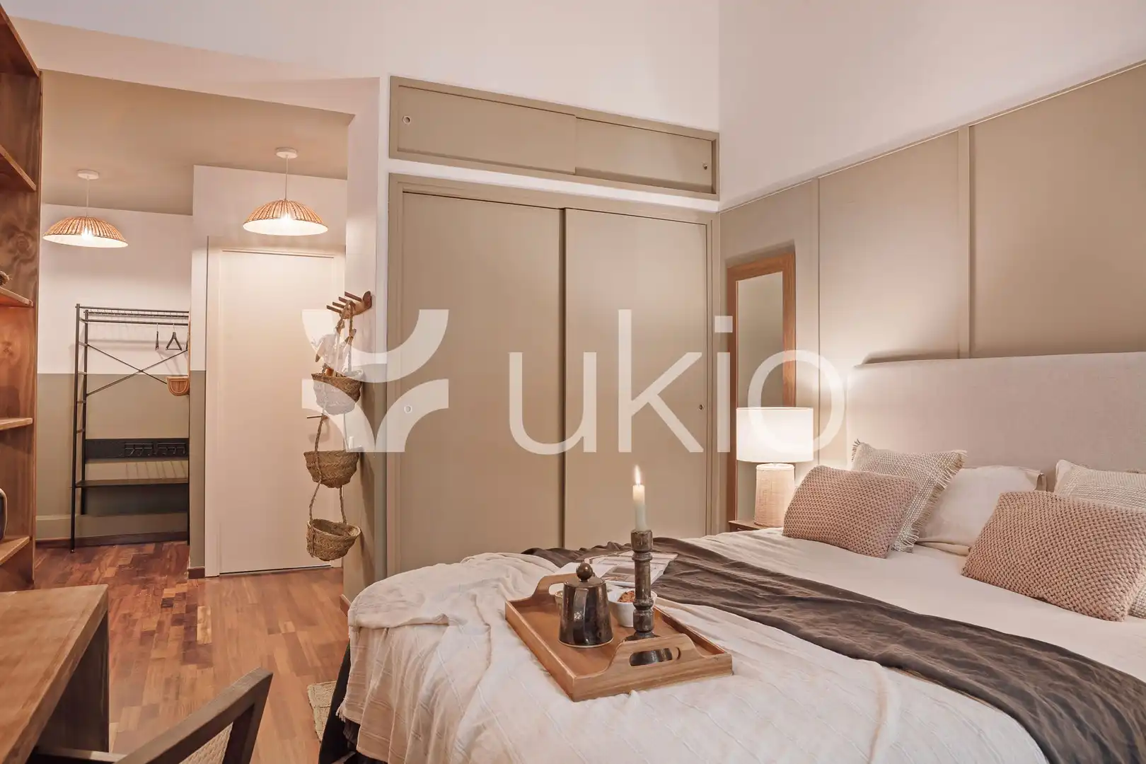 Habitación de Apartamento de alquiler en Barcelona con Aire acondicionado, Calefacción y Amueblado