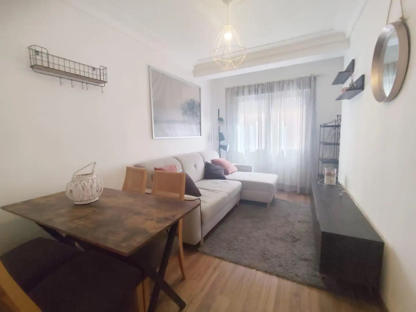 Appartement avec terrasse à louer à Calle HIGUERA, TOMAS 1