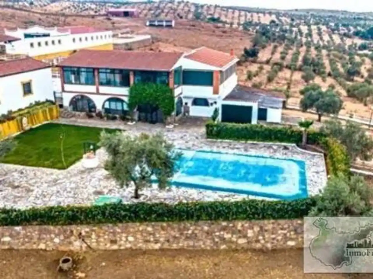 Piscina de Finca rústica en venta en Higuera de Vargas con Aire acondicionado, Jardín privado y Terraza