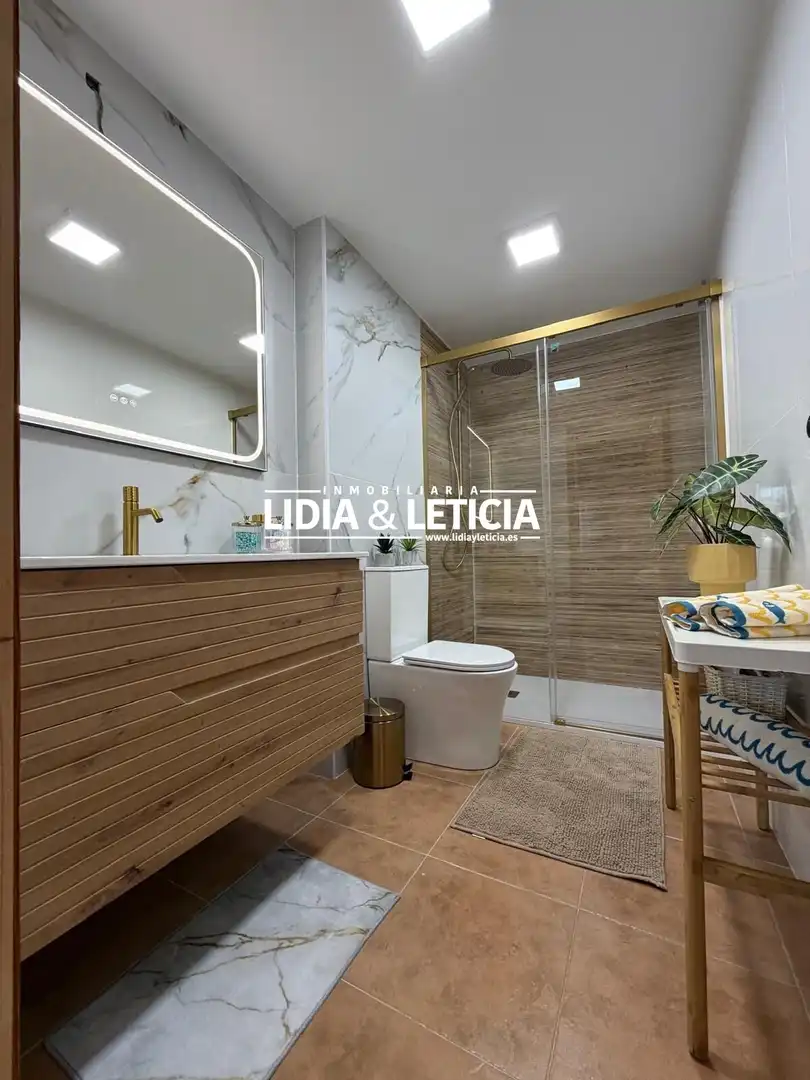 Baño de Ático en venta en Zahara de los Atunes con Jardín privado, Terraza y Trastero