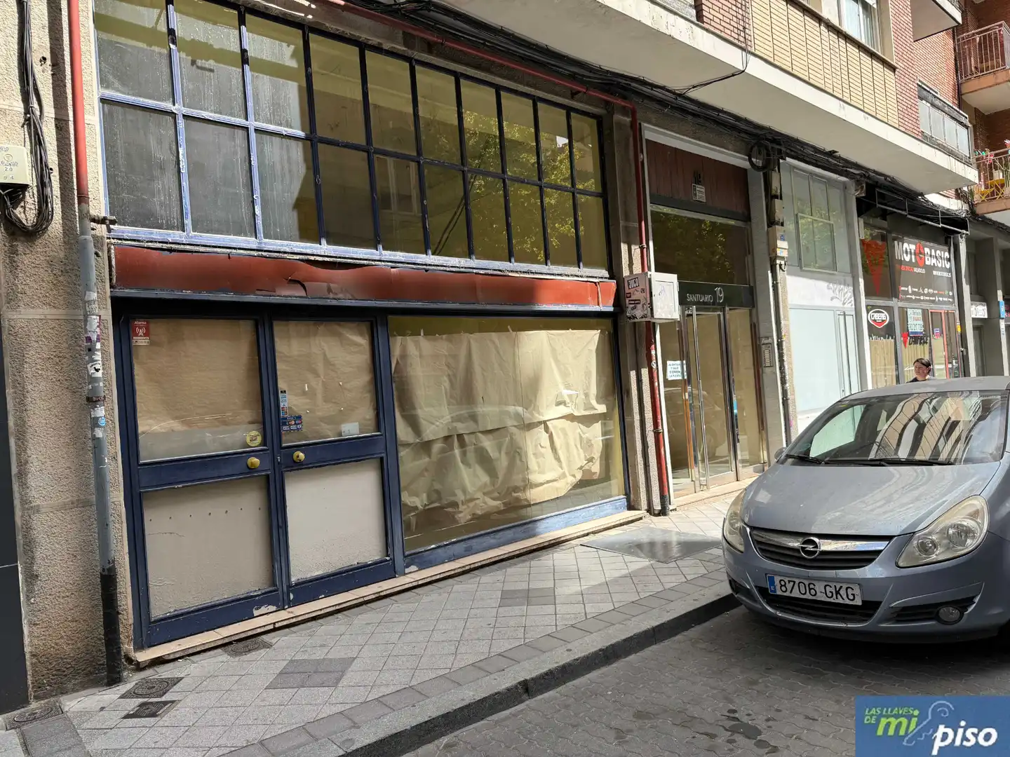 Vista exterior de Local en venta en Valladolid Capital