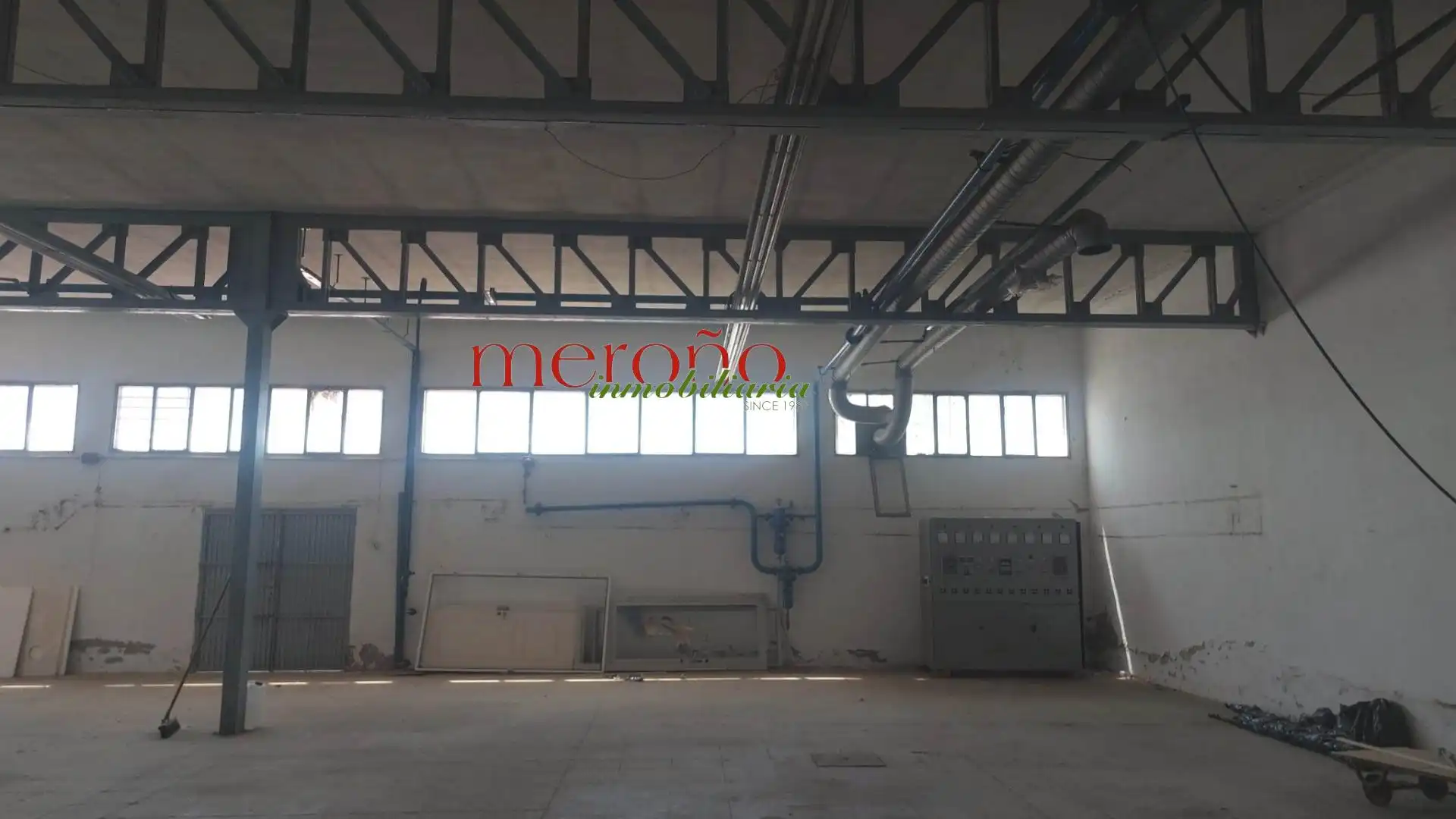 Fabrikhallen zur Miete in Elche / Elx