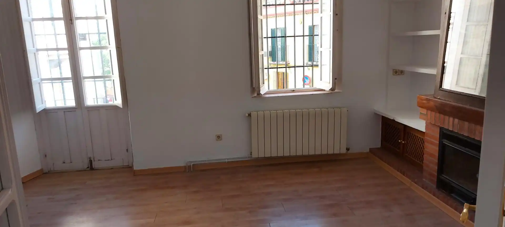 Sala d'estar de Casa o xalet de lloguer en Sevilla amb Aire condicionat, Calefacció i Terrassa