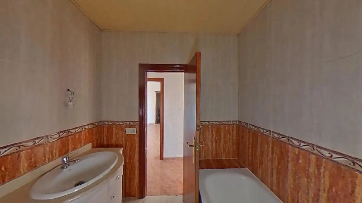 Baño de Piso en venta en Sabadell con Balcón