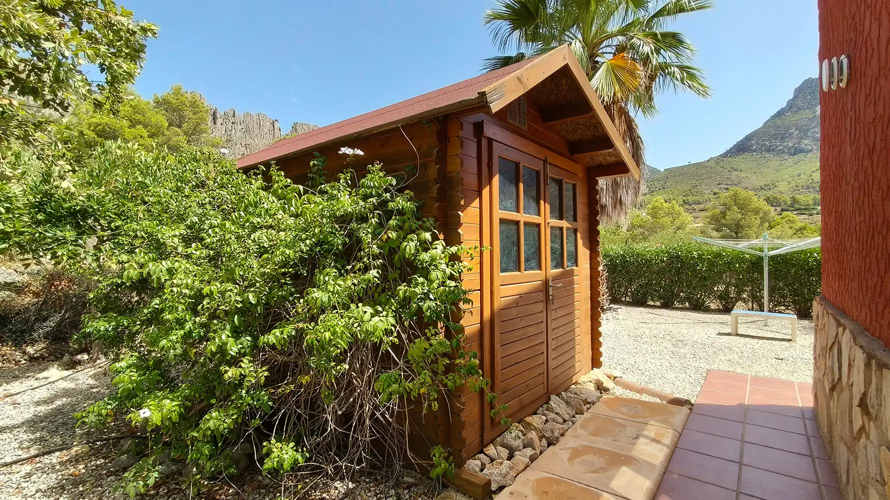Vista exterior de Finca rústica en venda en Finestrat amb Aire condicionat, Calefacció i Jardí privat