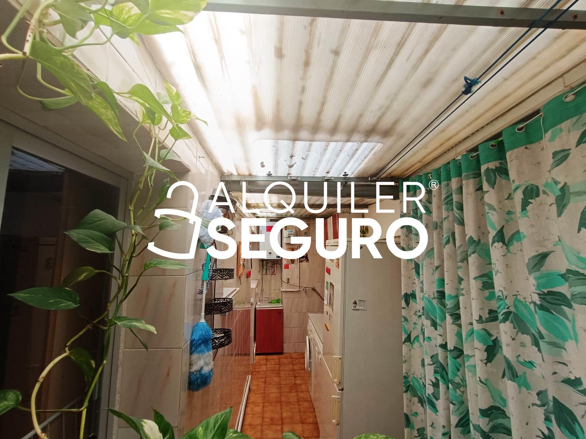 Flat to rent in Parla  with Heating and Furnished