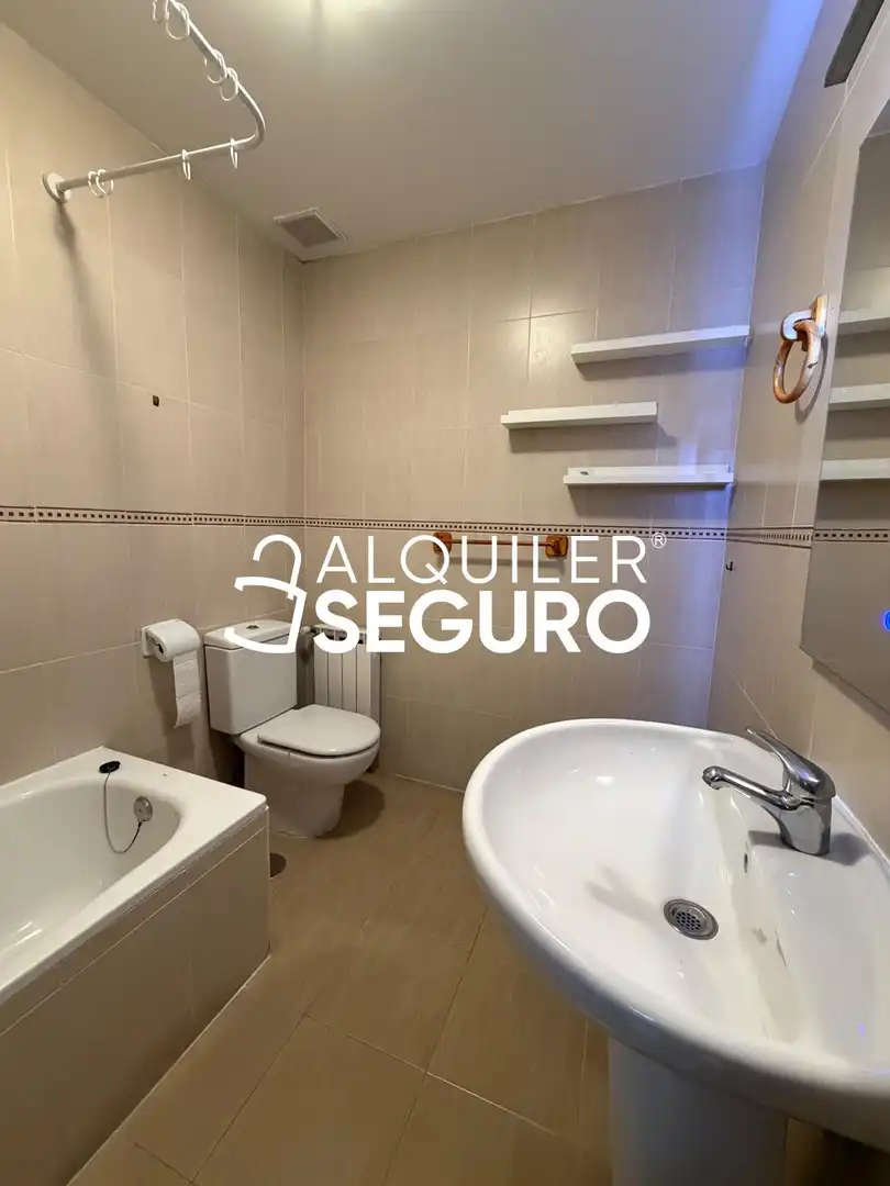 Baño de Piso de alquiler en Arganda del Rey con Aire acondicionado y Terraza
