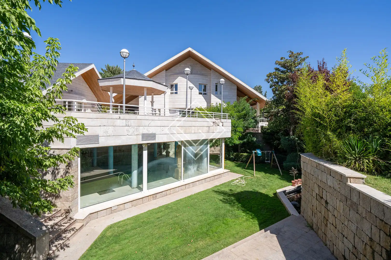 Vista exterior de Casa o chalet en venta en Algete con Aire acondicionado, Terraza y Trastero