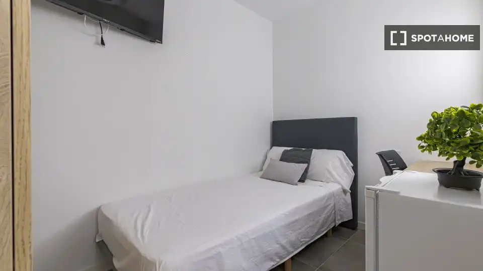 Bedroom of Flat for rent in Murcia  with Air Conditioner, Heating and Furnished