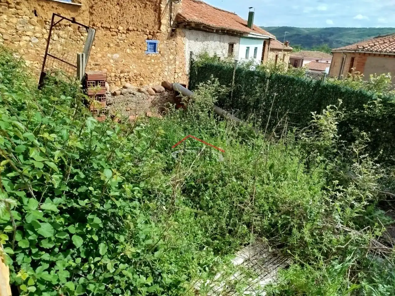 Houses for sale in Cuadros  with Private garden