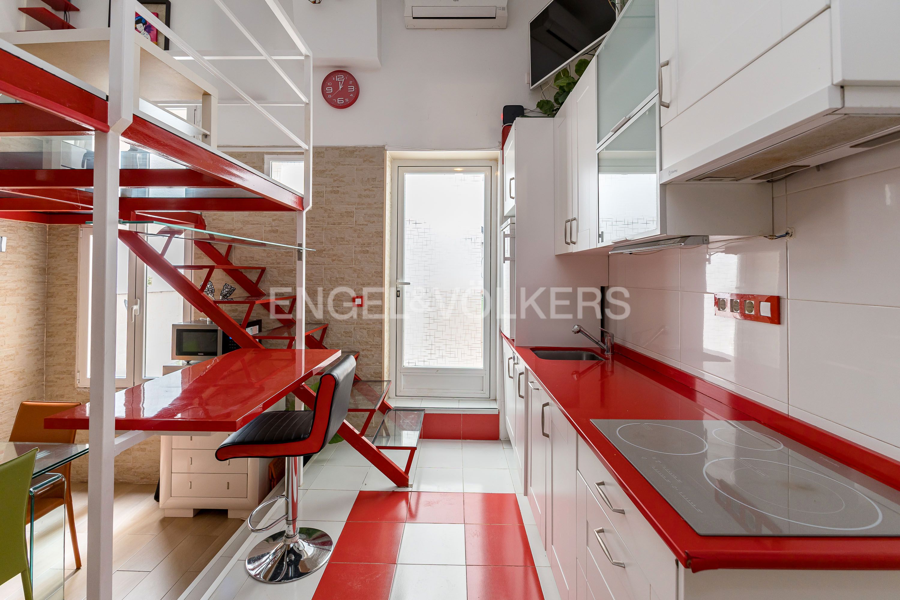 Cuina de Apartament en venda en  Madrid Capital amb Aire condicionat, Calefacció i Parquet