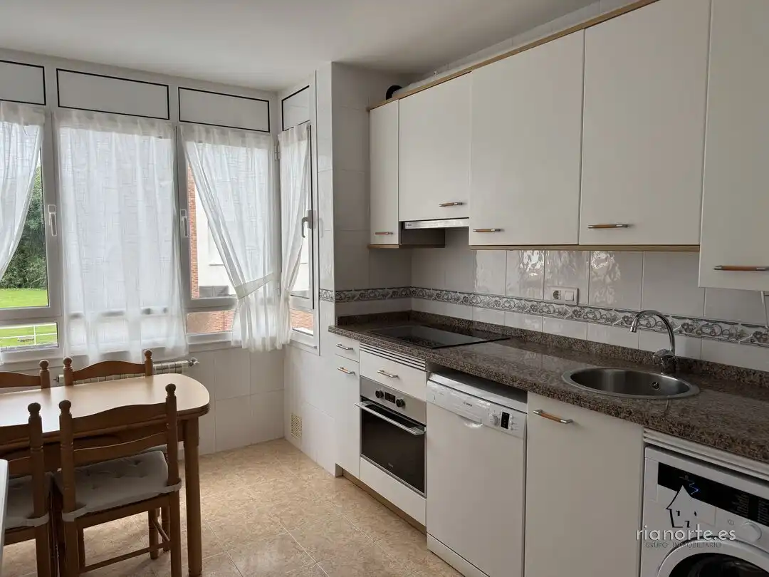 Küche von Wohnung zum Verkauf in Ribadesella mit Heizung und Balkon