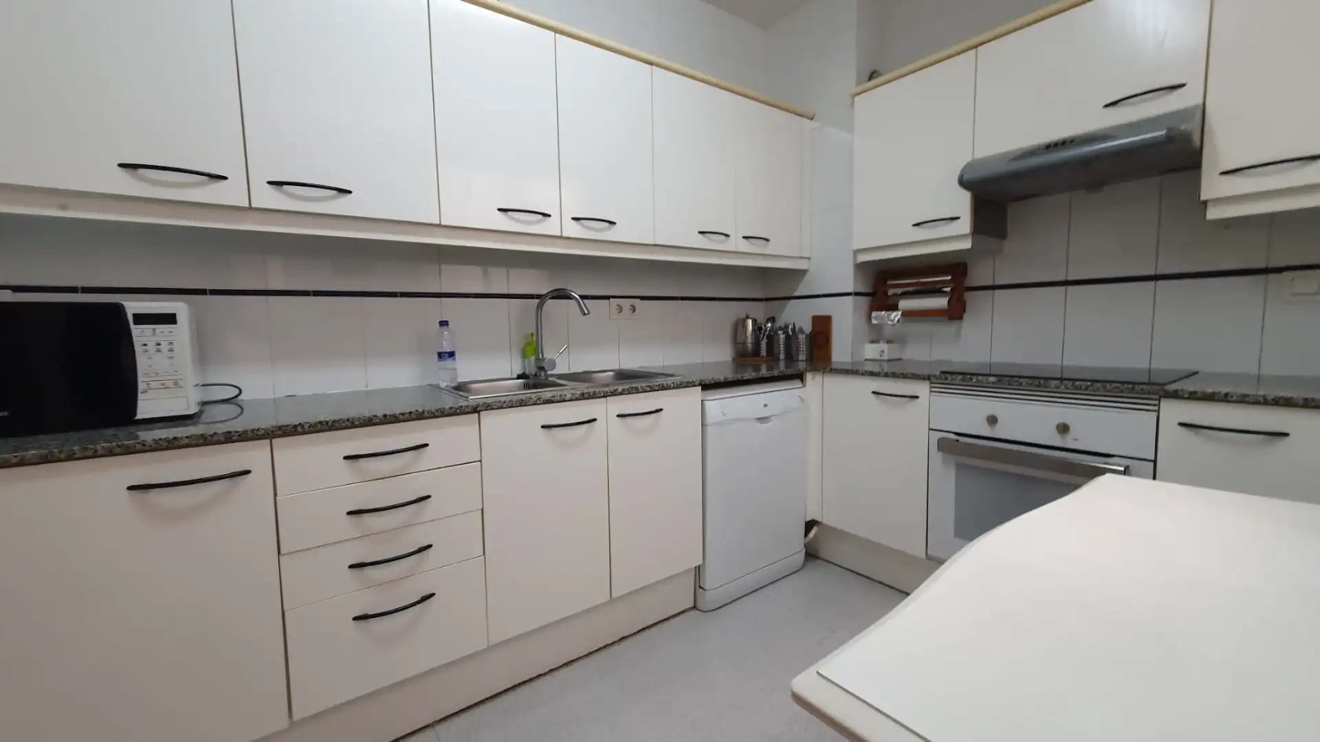 Cuina de Pis en venda en Barcelona amb Aire condicionat, Calefacció i Balcó