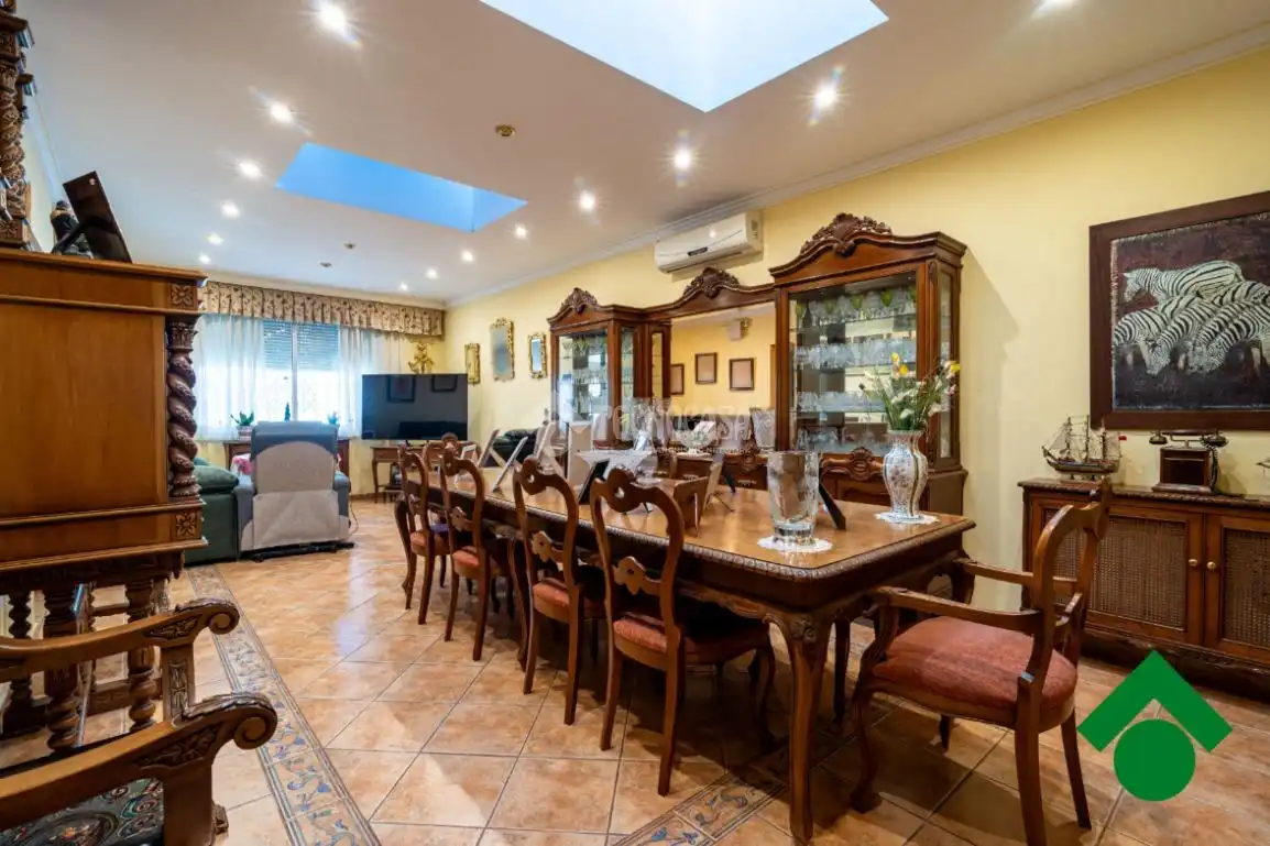 Comedor de Finca rústica en venta en Santa Fe con Aire acondicionado