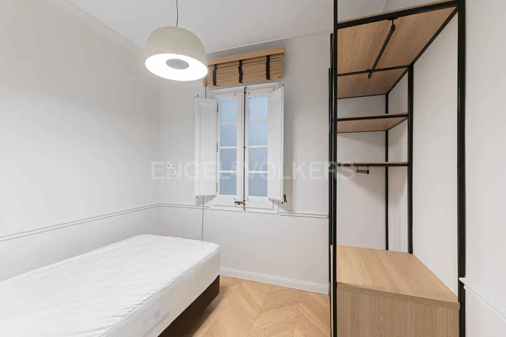 Bedroom of Flat for rent in Barcelona  with Air Conditioner, Heating and Parquet flooring