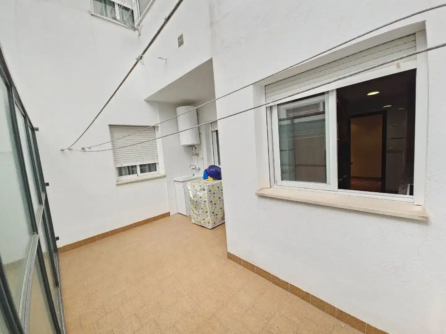 Terrasse von Wohnung zur Miete in  Jaén Capital mit Klimaanlage und Balkon