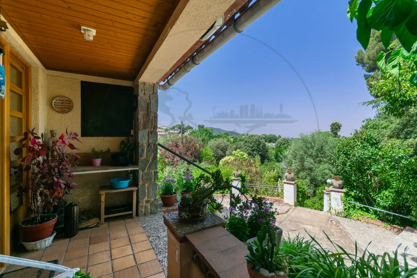 Garden of Houses for sale in Sant Cugat del Vallès  with Heating, Private garden and Parquet flooring