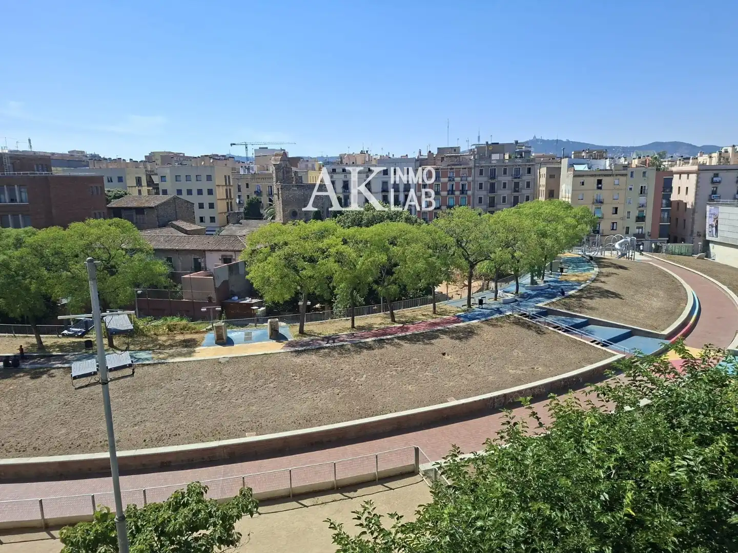 Vista exterior de Pis en venda en Barcelona amb Aire condicionat, Calefacció i Terrassa