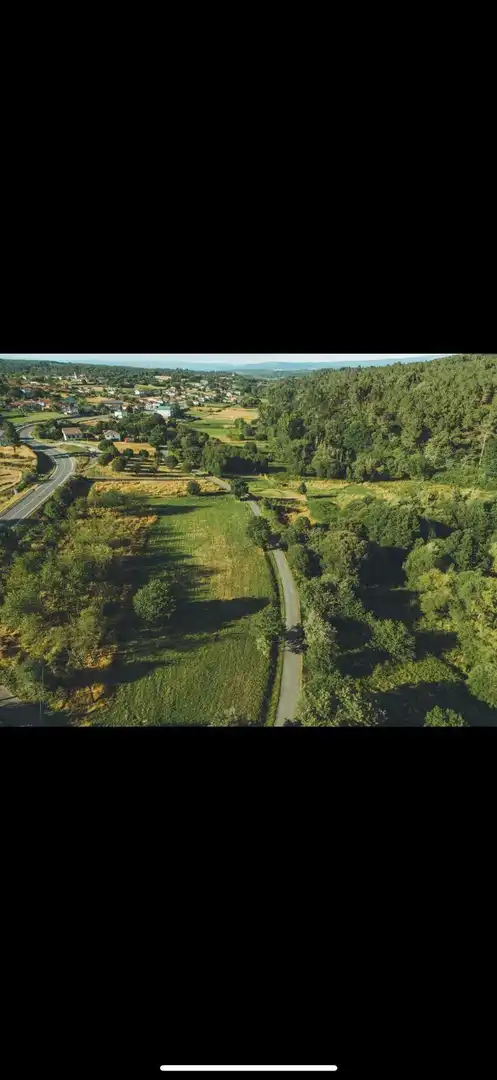 Vista exterior de Casa o xalet en venda en A Merca   amb Jardí privat, Terrassa i Moblat