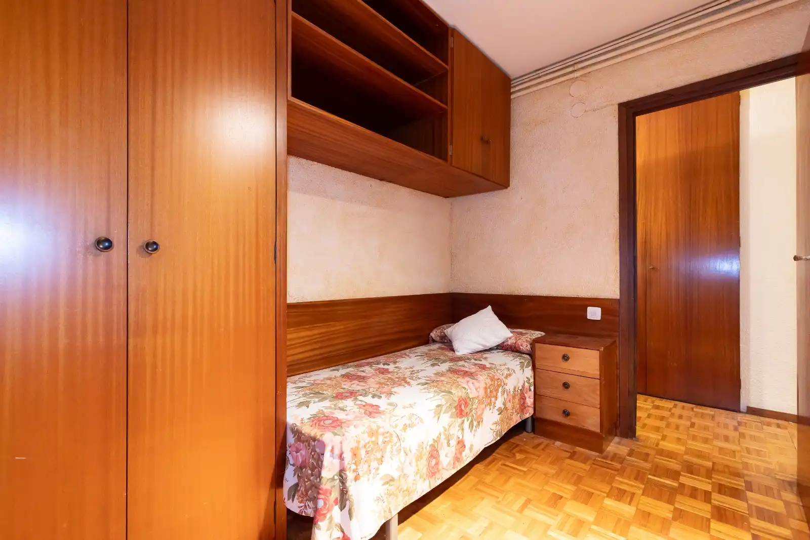 Habitación de Piso en venta en Tarragona con Calefacción, Parquet y Terraza