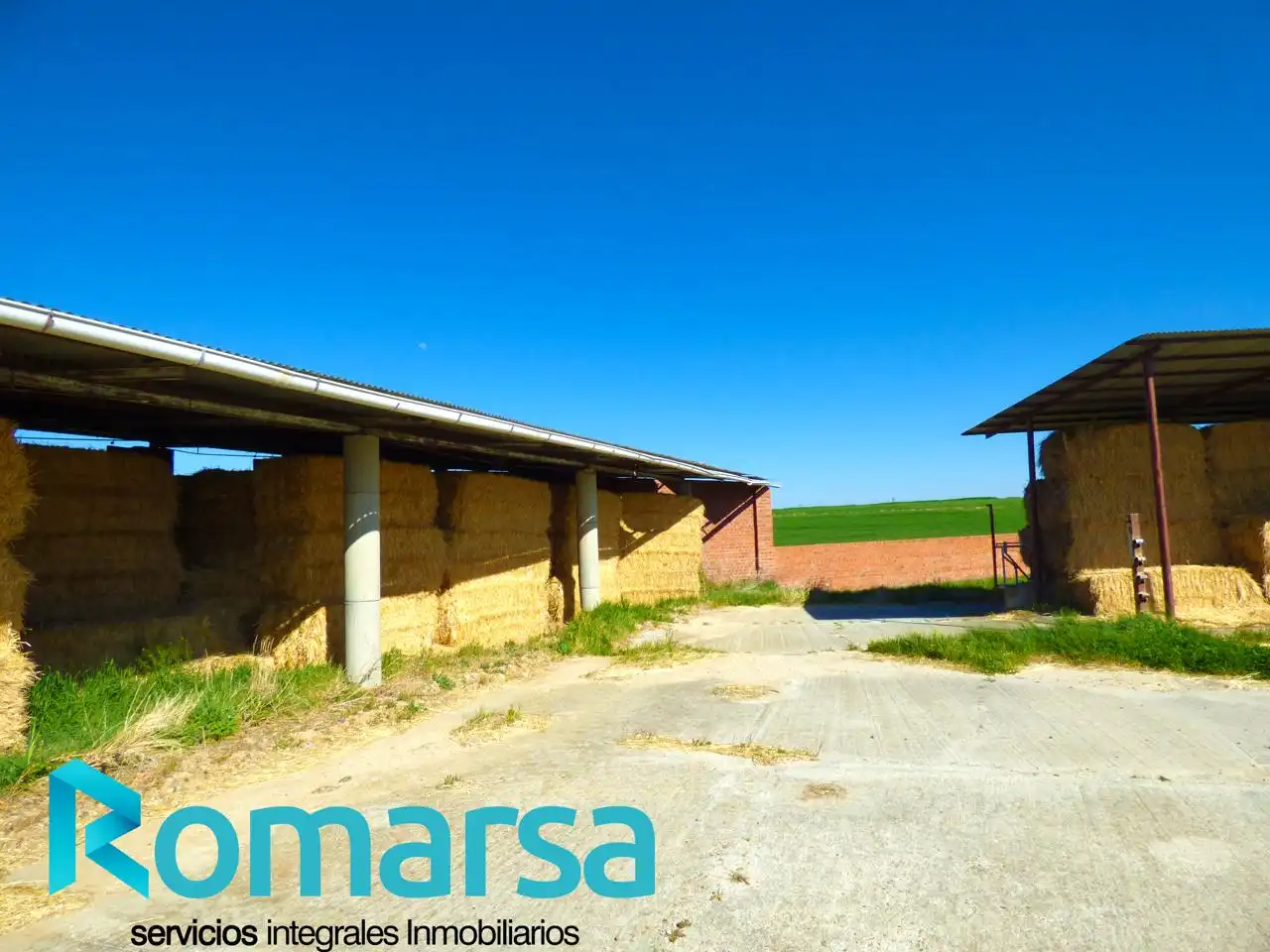 Industrial buildings for sale in Crespos, Ávila