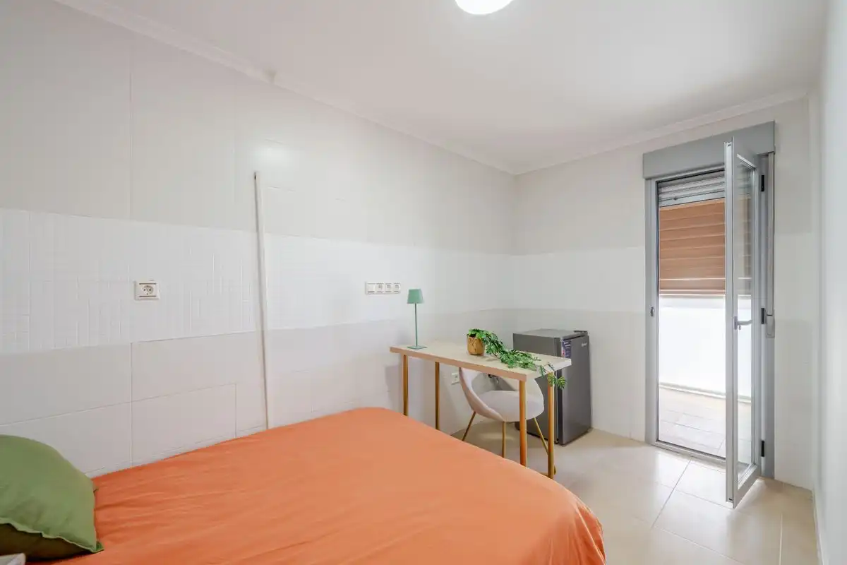 Flat with lift for sale in Calle Campoamor, imagen 11