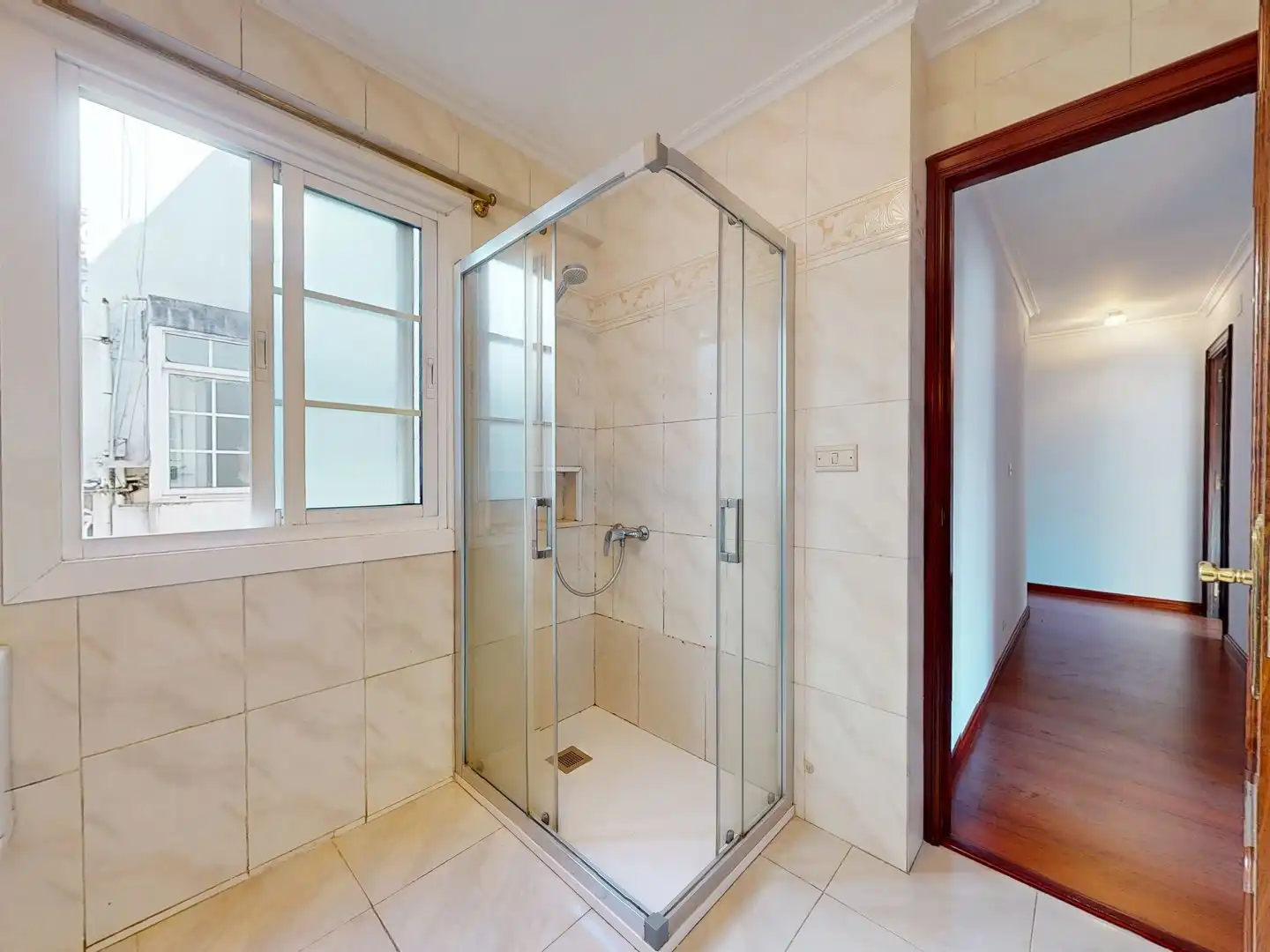 Bathroom of Duplexes for sale in Vigo   with Heating and Terrace