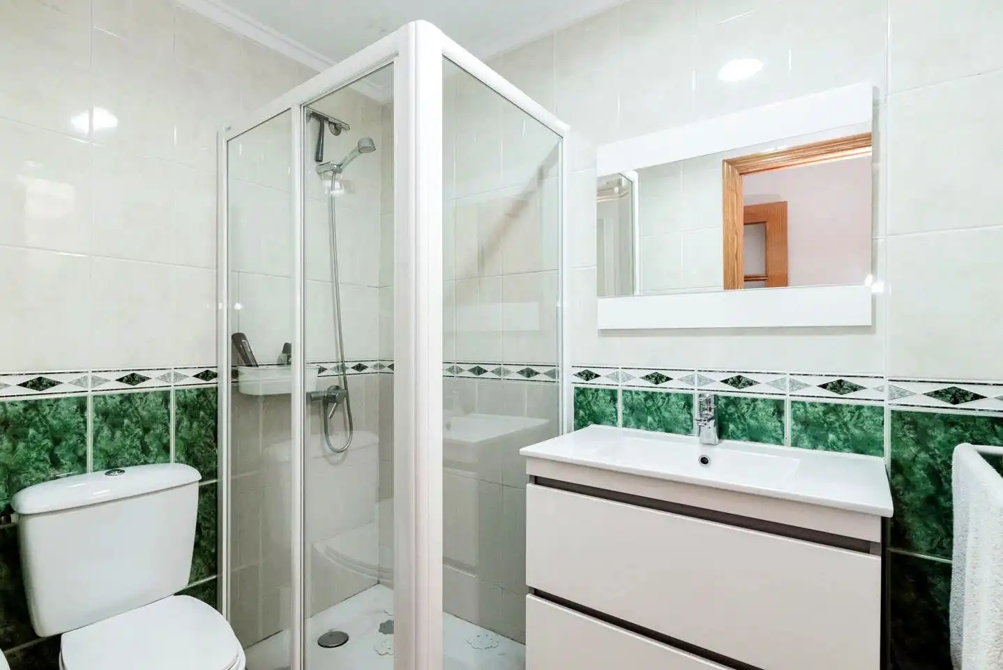 Bathroom of Detached homes for sale in Gandia  with Air Conditioner and Terrace