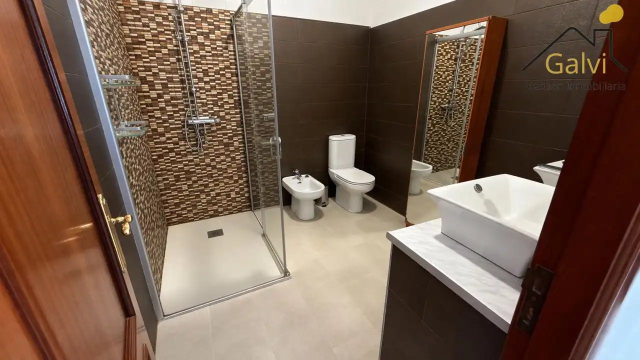 Baño de Piso en venta en Ferrol con Balcón