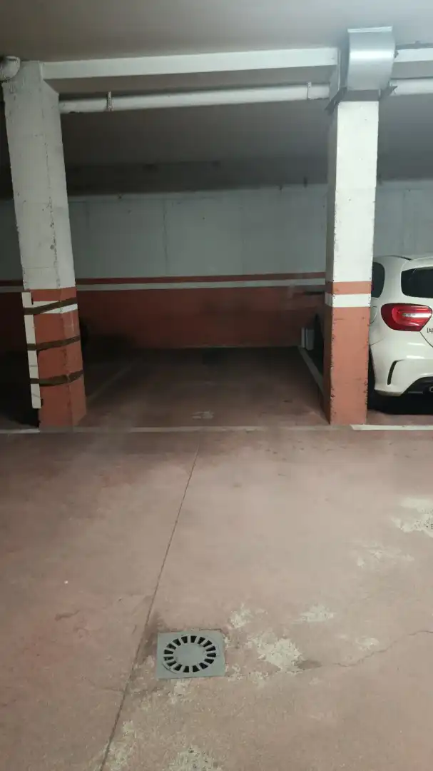 Einzelparkplatz mit Aufzug zum Verkauf in Plaza del Campogrande 1