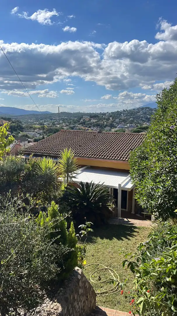 Xalet amb piscina en venda a Residencial Park, imagen 2