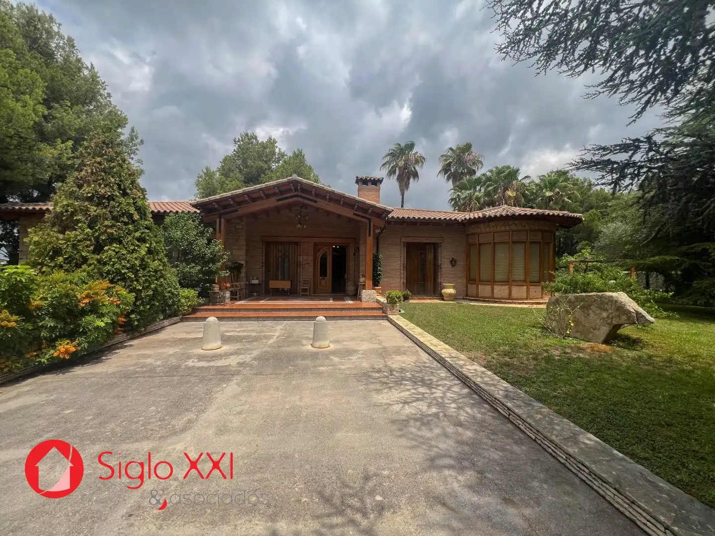 Villa con piscina in vendita a Madrigal