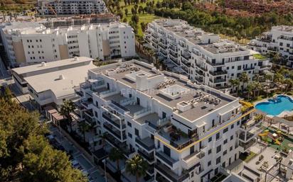 Vista exterior de Pis en venda en Motril amb Aire condicionat, Terrassa i Piscina