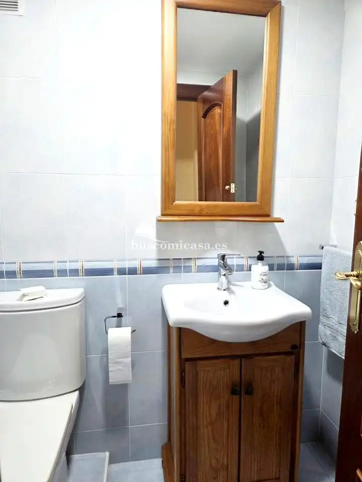 Bany de Pis en venda en Jaén amb Aire condicionat, Calefacció i Balcó